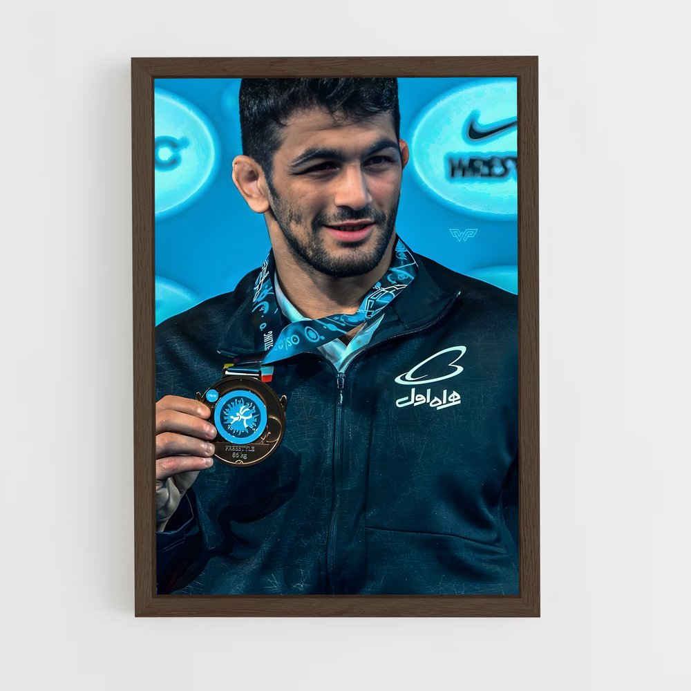 ap-hassan yazdani-1 cadre Bois foncé