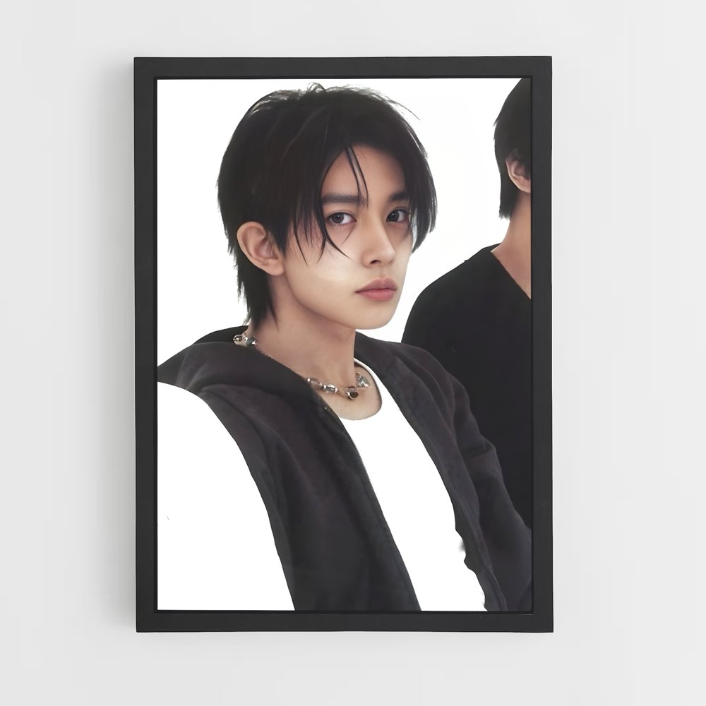 ap-heeseung-3 cadre Noir