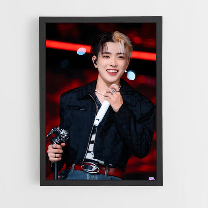 ap-hongjoong-2 cadre Noir