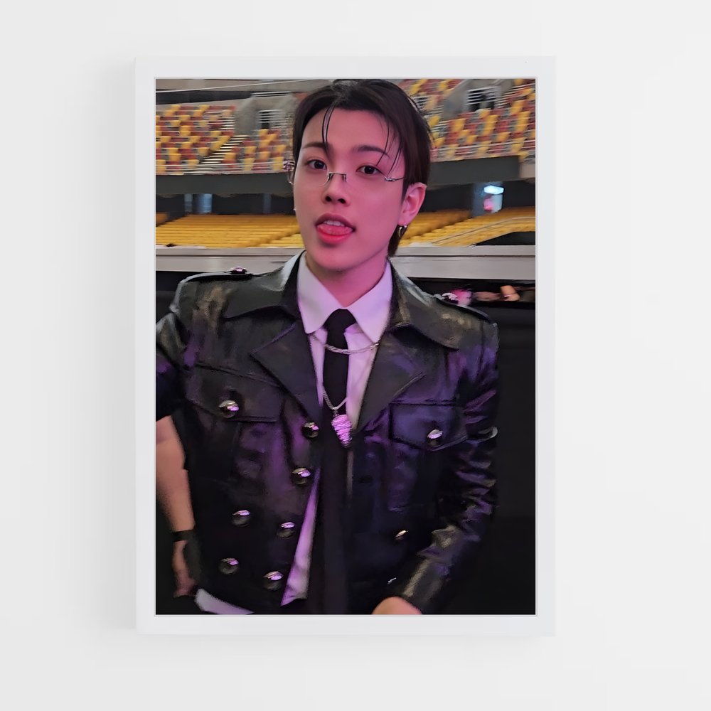 ap-hongjoong-6 cadre Blanc
