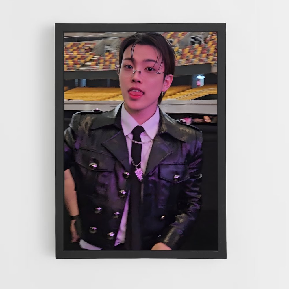 ap-hongjoong-6 cadre Noir