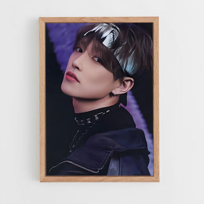 ap-hongjoong-9 cadre Bois clair