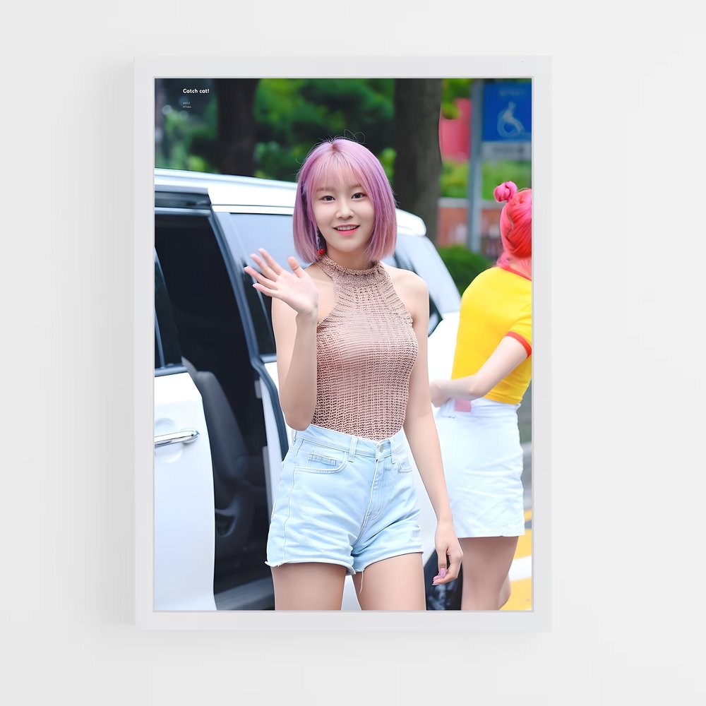 ap-hyebin-4 cadre Blanc