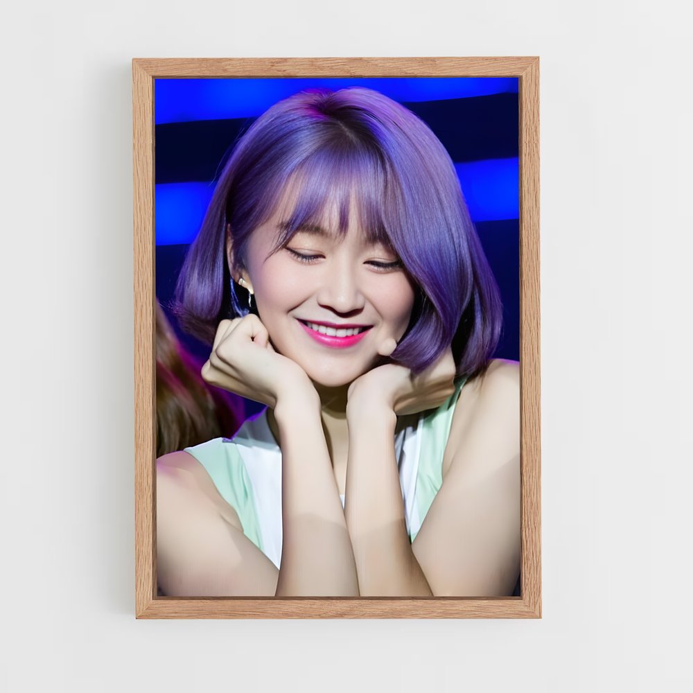 ap-hyebin-5 cadre Bois clair