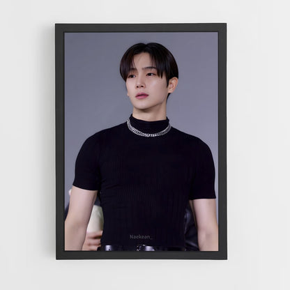 ap-hyunjae-6 cadre Noir