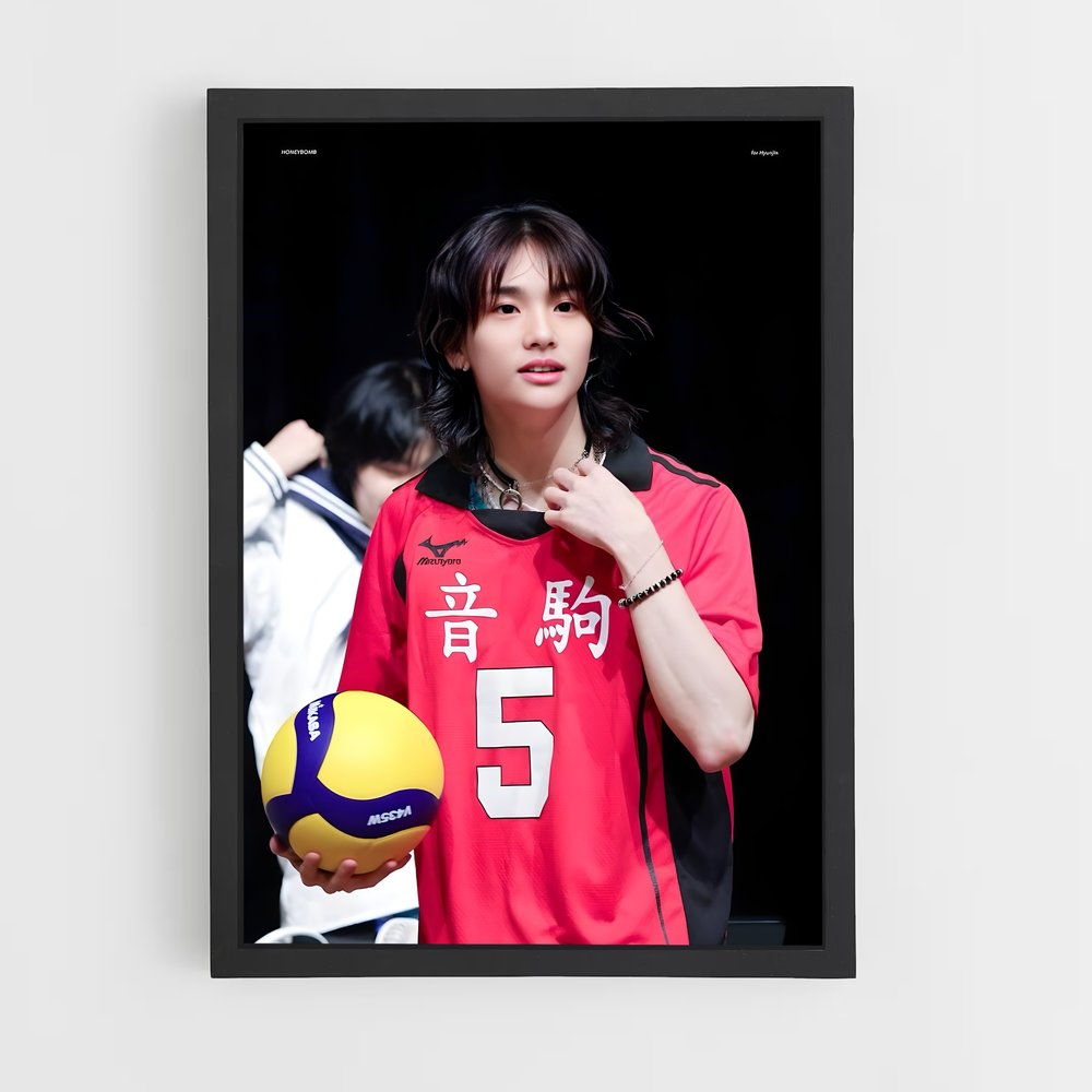 ap-hyunjin-5 cadre Noir