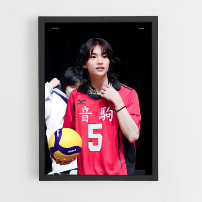 ap-hyunjin-5 cadre Noir