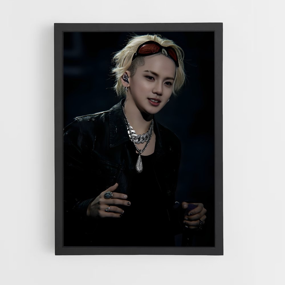 ap-hyunsuk-6 cadre Noir