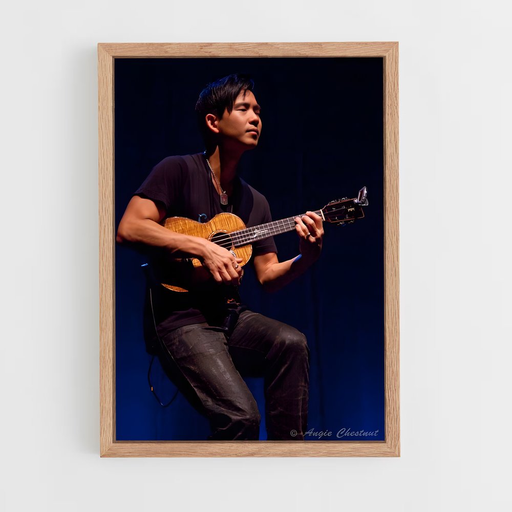 ap-jake shimabukuro-1 cadre Bois clair