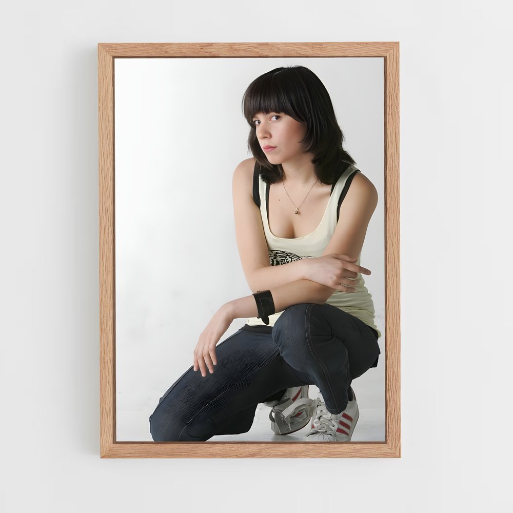 ap-javiera mena-7 cadre Bois clair