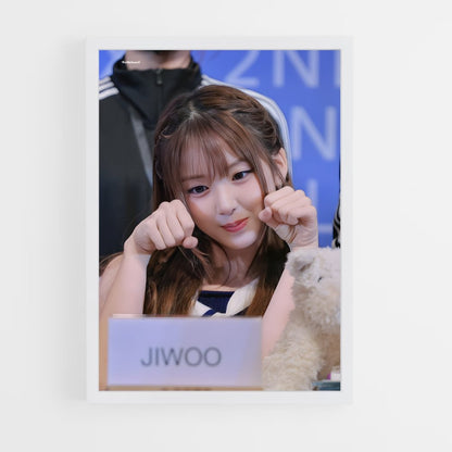 ap-jiwoo-1 cadre Blanc