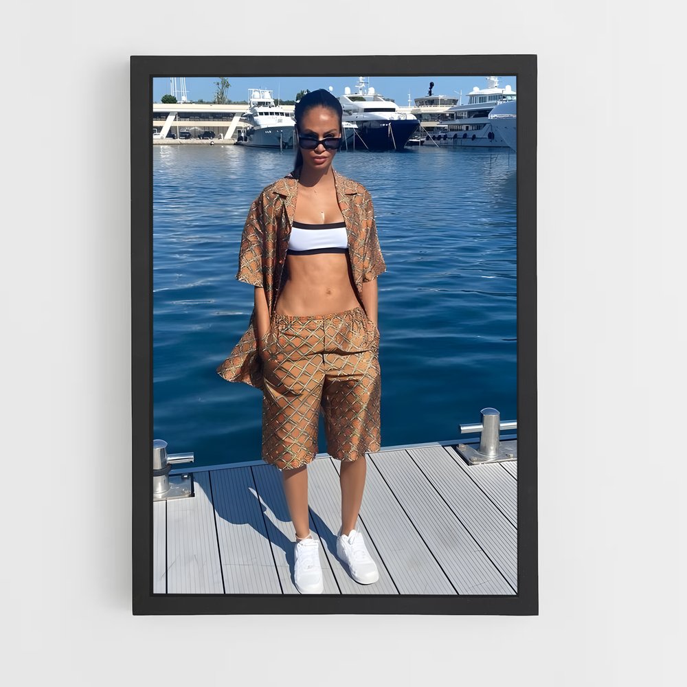 ap-joan smalls-3 cadre Noir
