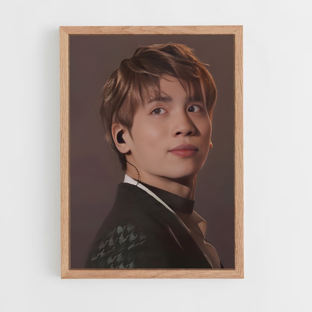 ap-jonghyun-5 cadre Bois clair