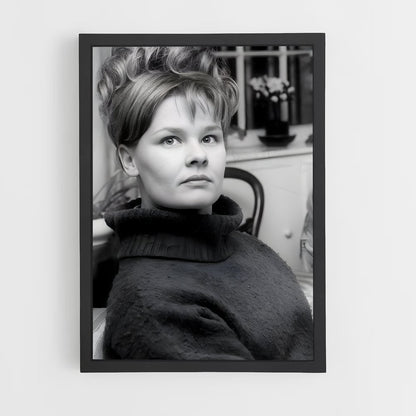 ap-judi dench-2 cadre Noir