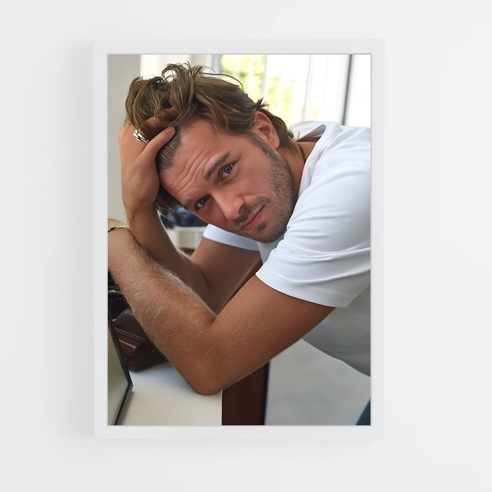 ap-kıvanc tatlıtuğ-1 cadre Blanc