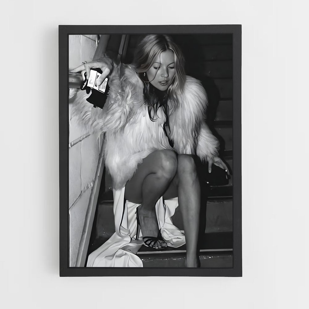 ap-kate moss-7 cadre Noir