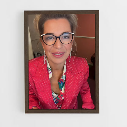 ap-katie hopkins-4 cadre Bois foncé