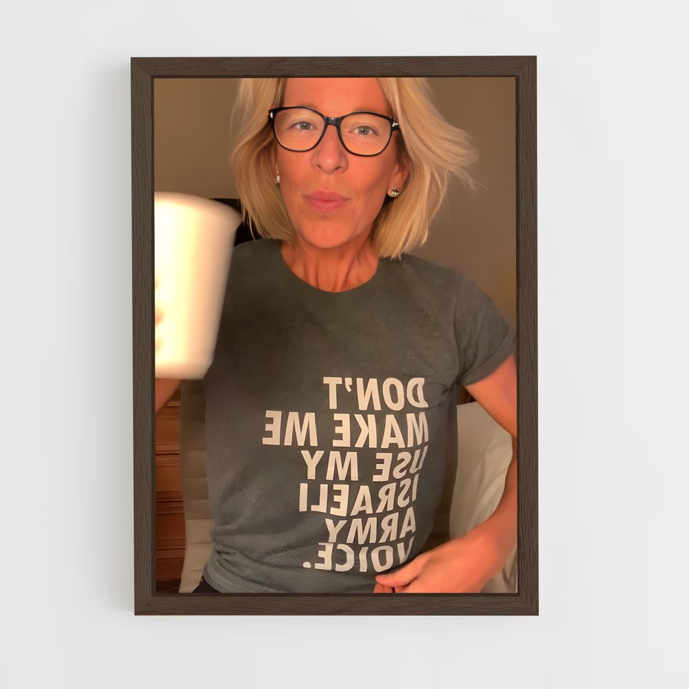 ap-katie hopkins-6 cadre Bois foncé