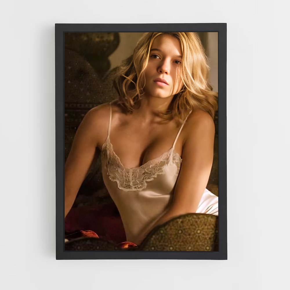 ap-lea seydoux-2 cadre Noir