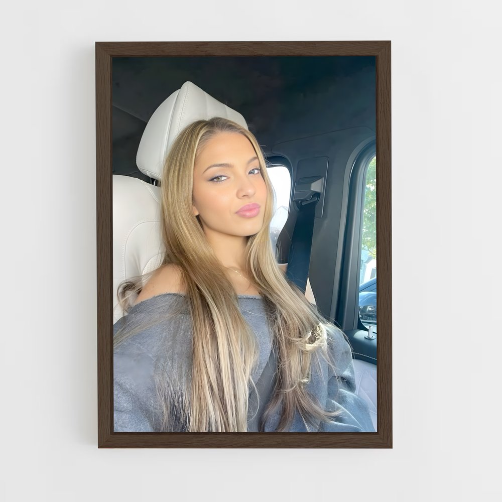 ap-lexi rivera-7 cadre Bois foncé