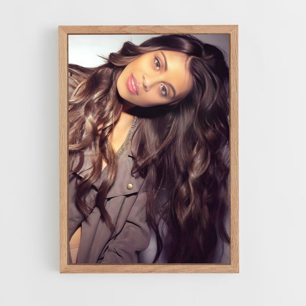 ap-lilly singh-1 cadre Bois clair