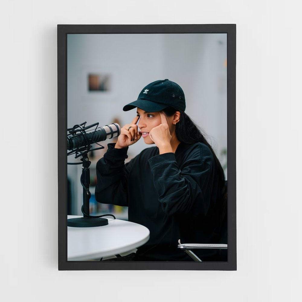ap-lilly singh-4 cadre Noir