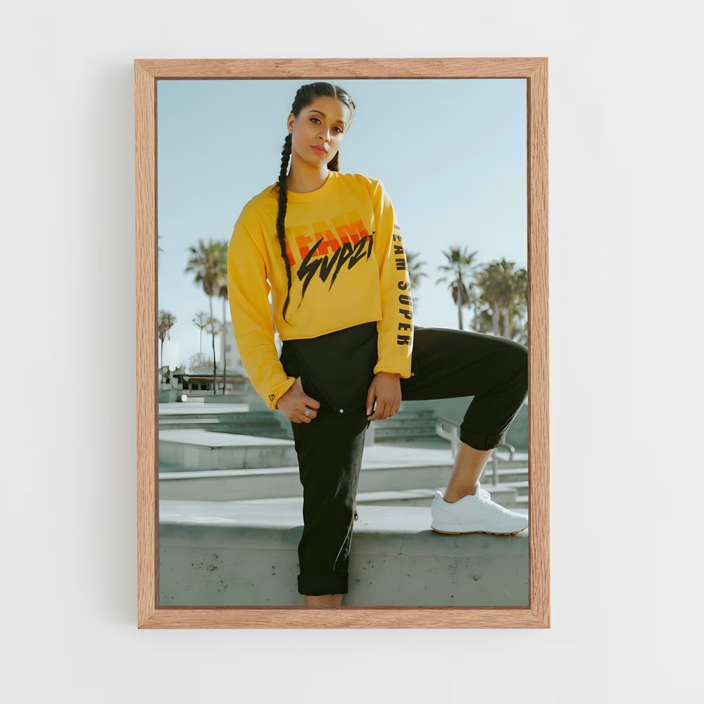 ap-lilly singh-5 cadre Bois clair