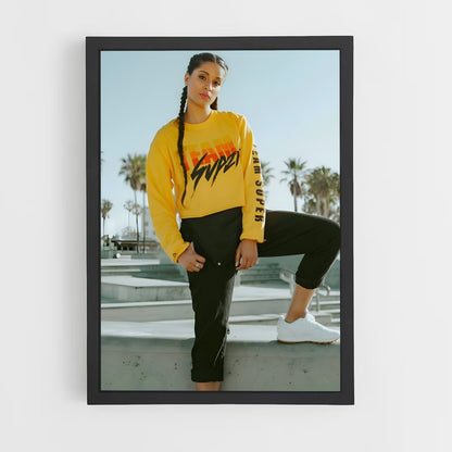 ap-lilly singh-5 cadre Noir