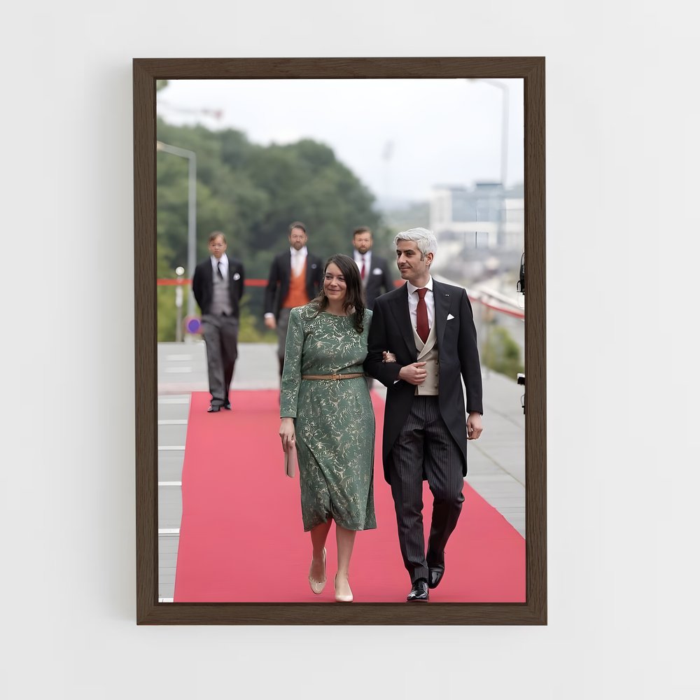 ap-luxembourg royal family-4 cadre Bois foncé