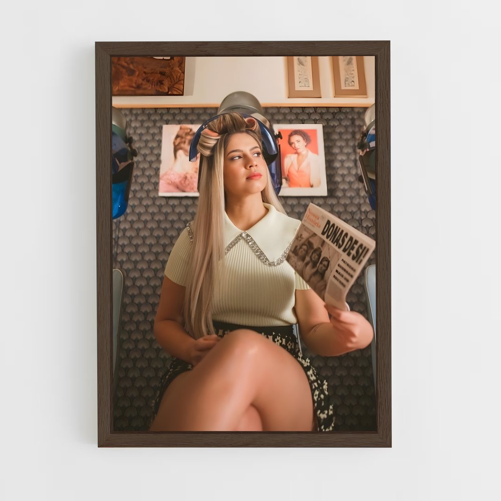 ap-marilia mendonca-4 cadre Bois foncé