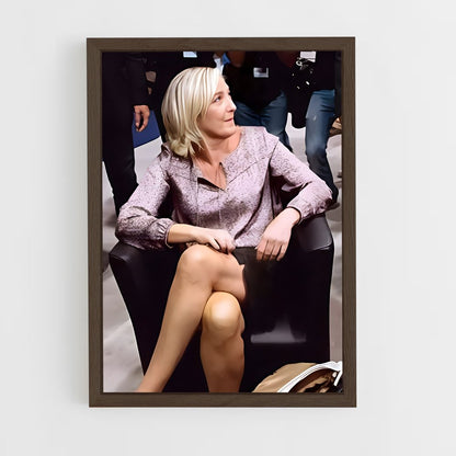 ap-marine le pen-11 cadre Bois foncé