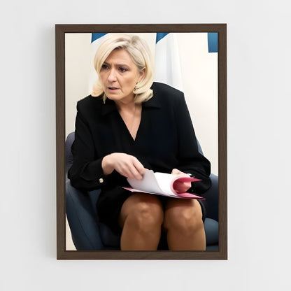 ap-marine le pen-12 cadre Bois foncé