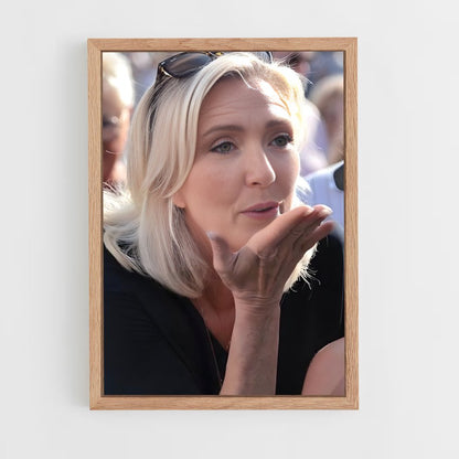 ap-marine le pen-13 cadre Bois clair