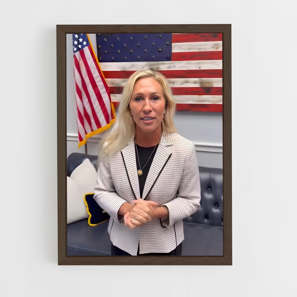 ap-marjorie taylor greene-6 cadre Bois foncé