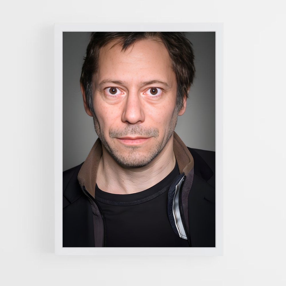 ap-mathieu amalric-1 cadre Blanc