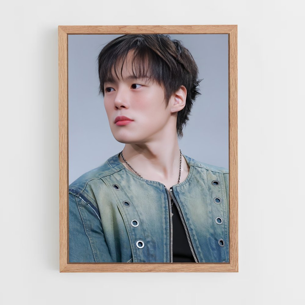 ap-minhyuk-1 cadre Bois clair