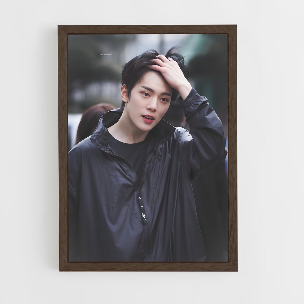 ap-minhyuk-11 cadre Bois foncé