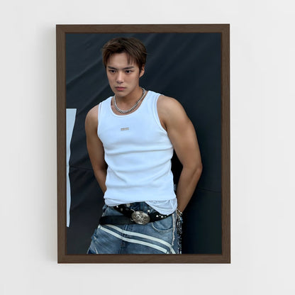 ap-minhyuk-4 cadre Bois foncé