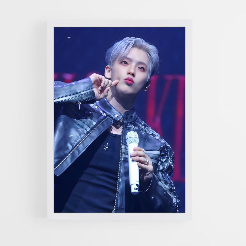 ap-minhyuk-8 cadre Blanc
