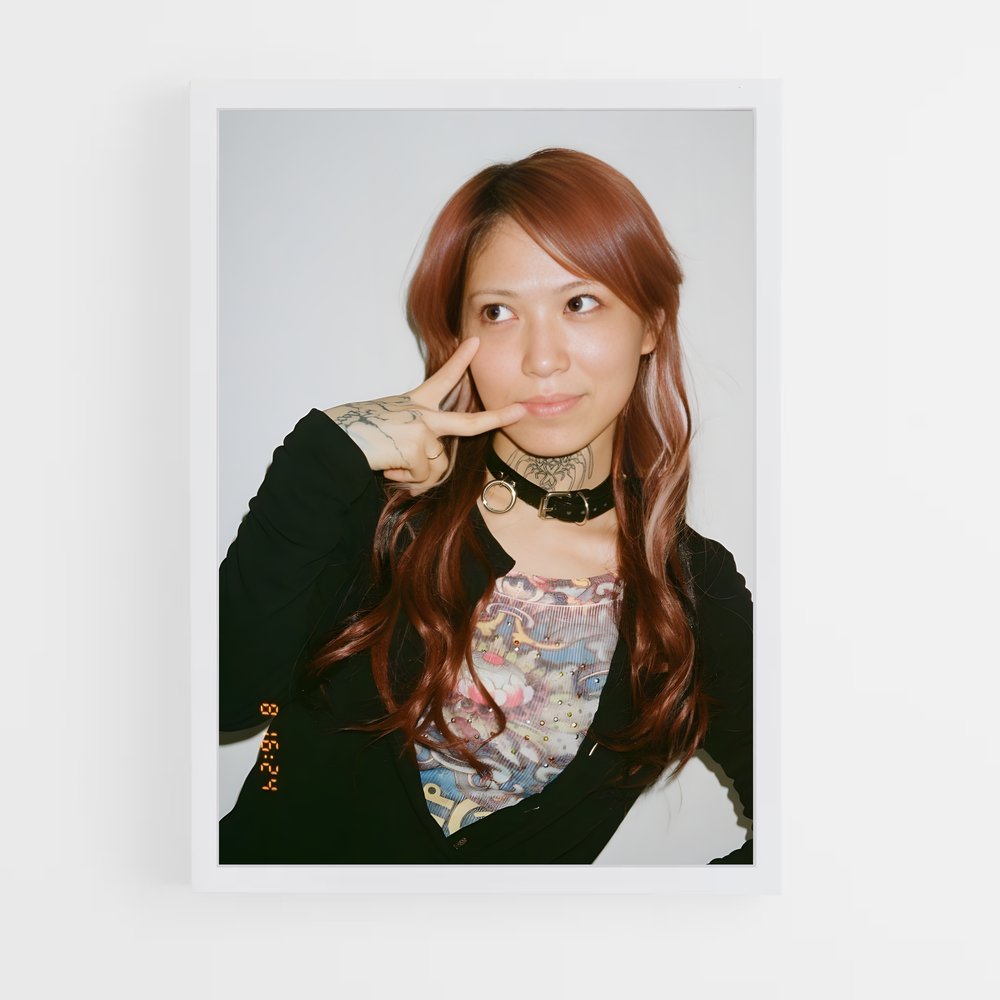 ap-momoka kinoshita-3 cadre Blanc