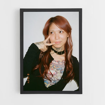 ap-momoka kinoshita-3 cadre Noir
