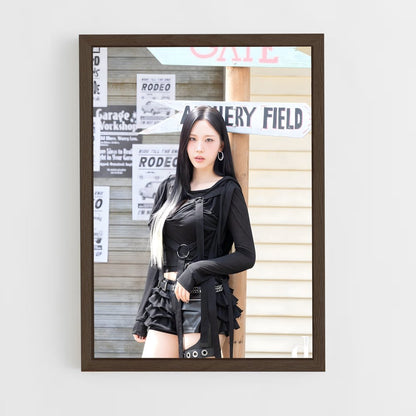 ap-momoland-4 cadre Bois foncé