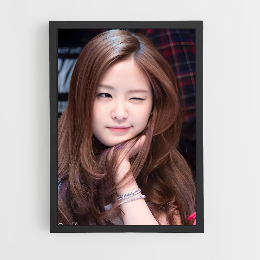 ap-naeun-8 cadre Noir