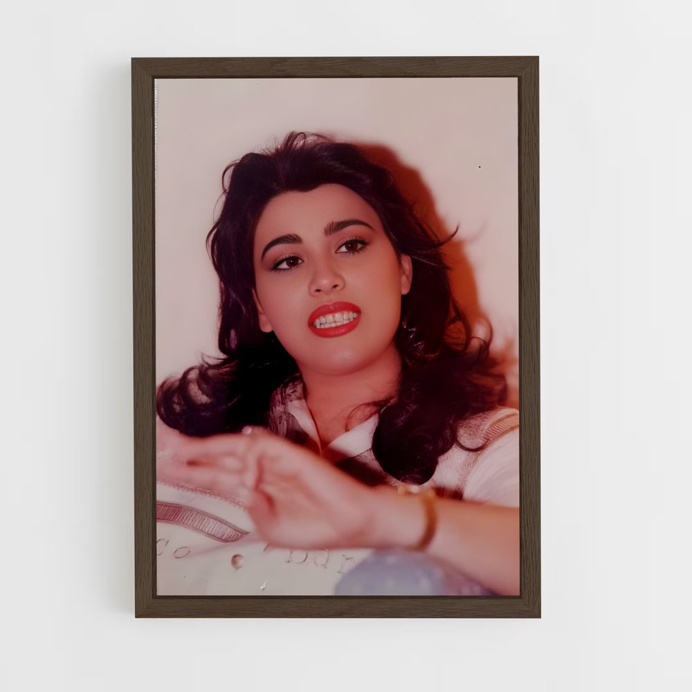 ap-najwa karam-4 cadre Bois foncé