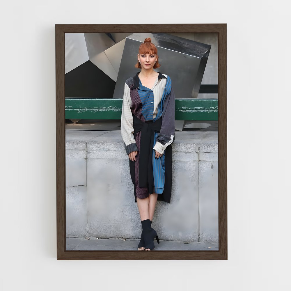 ap-najwa nimri-5 cadre Bois foncé