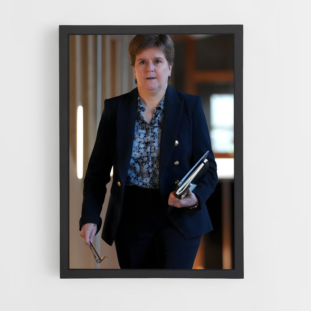 ap-nicola sturgeon-4 cadre Noir