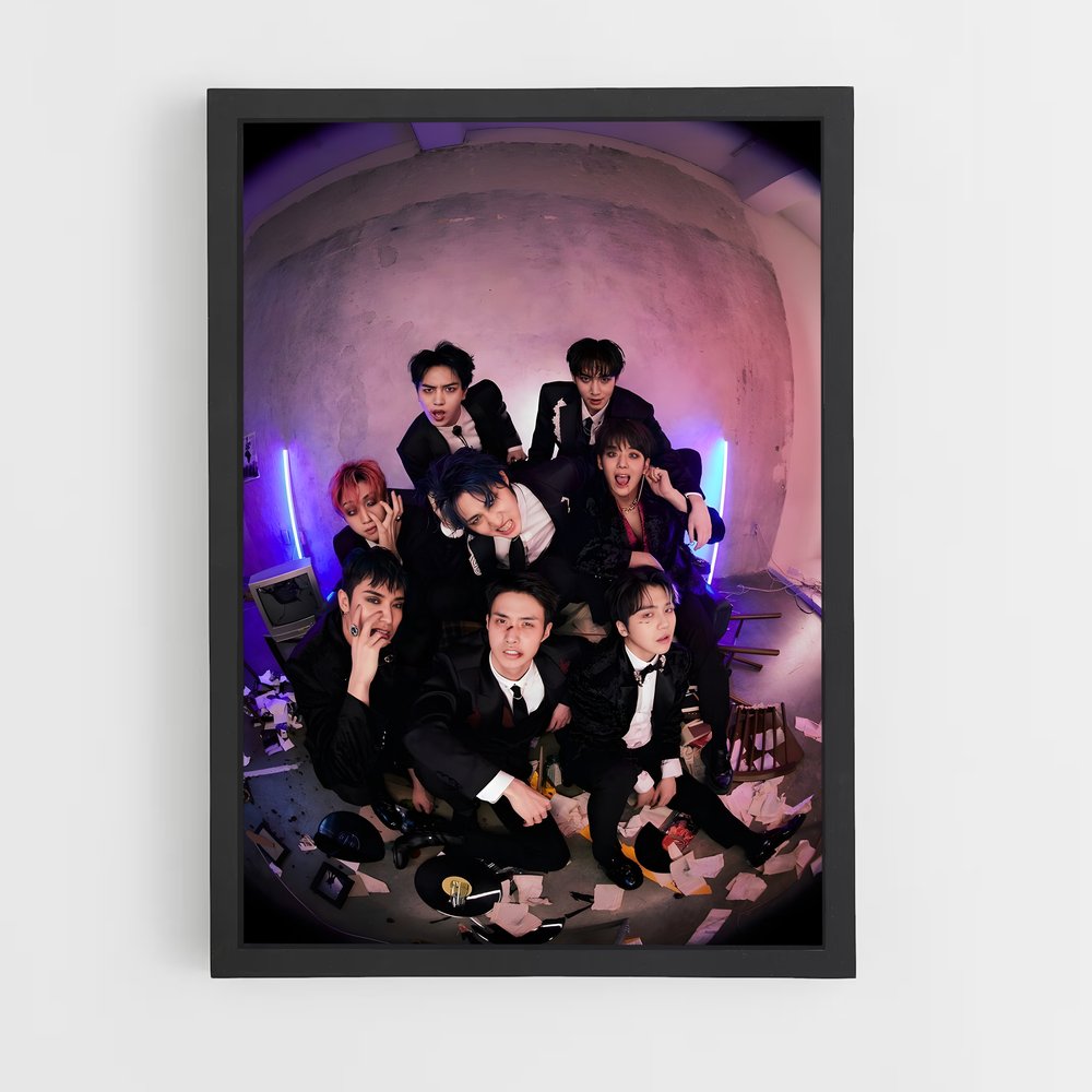 ap-pentagon-12 cadre Noir