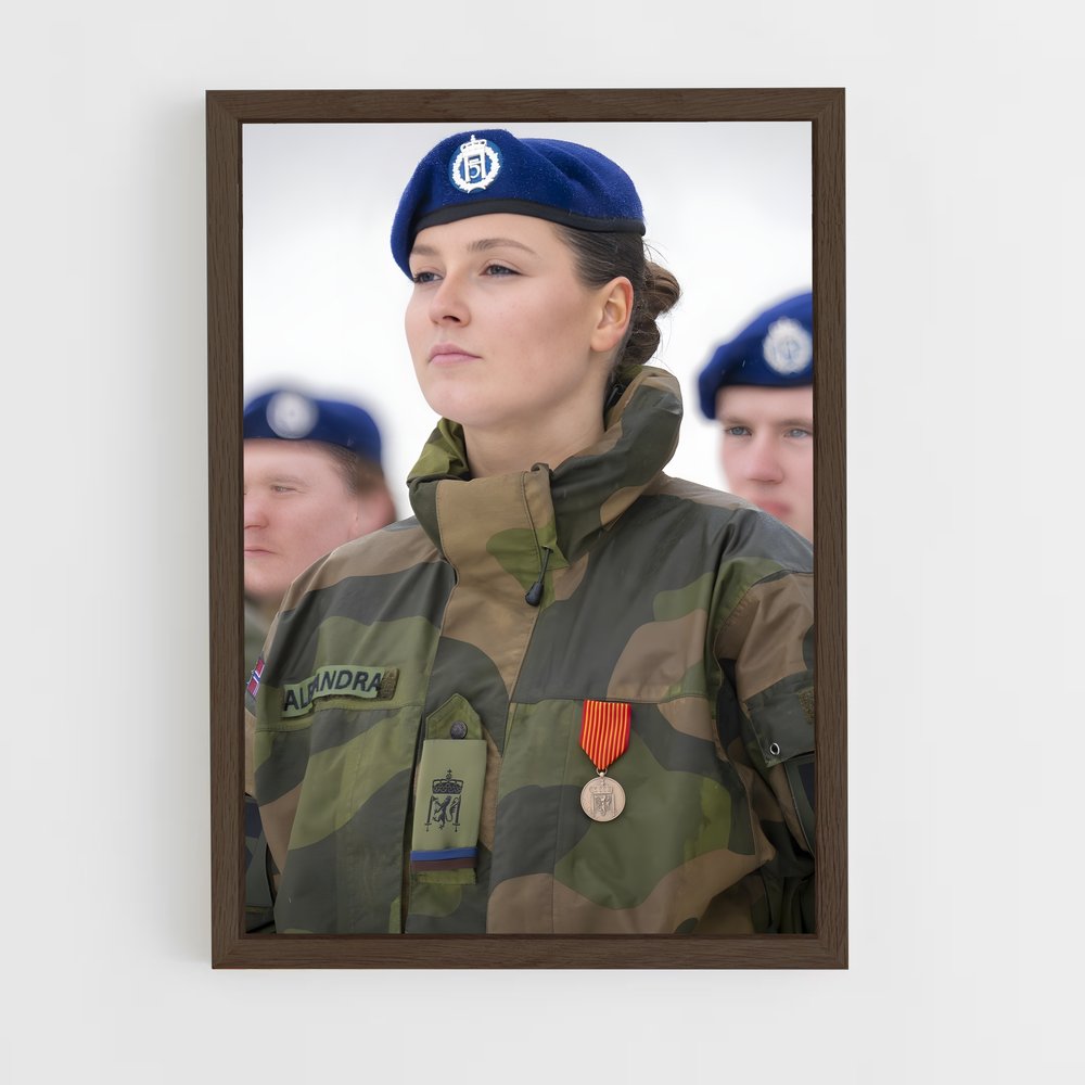 ap-princess ingrid alexandra-4 cadre Bois foncé