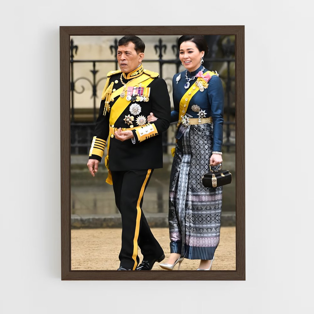 ap-queen suthida-1 cadre Bois foncé