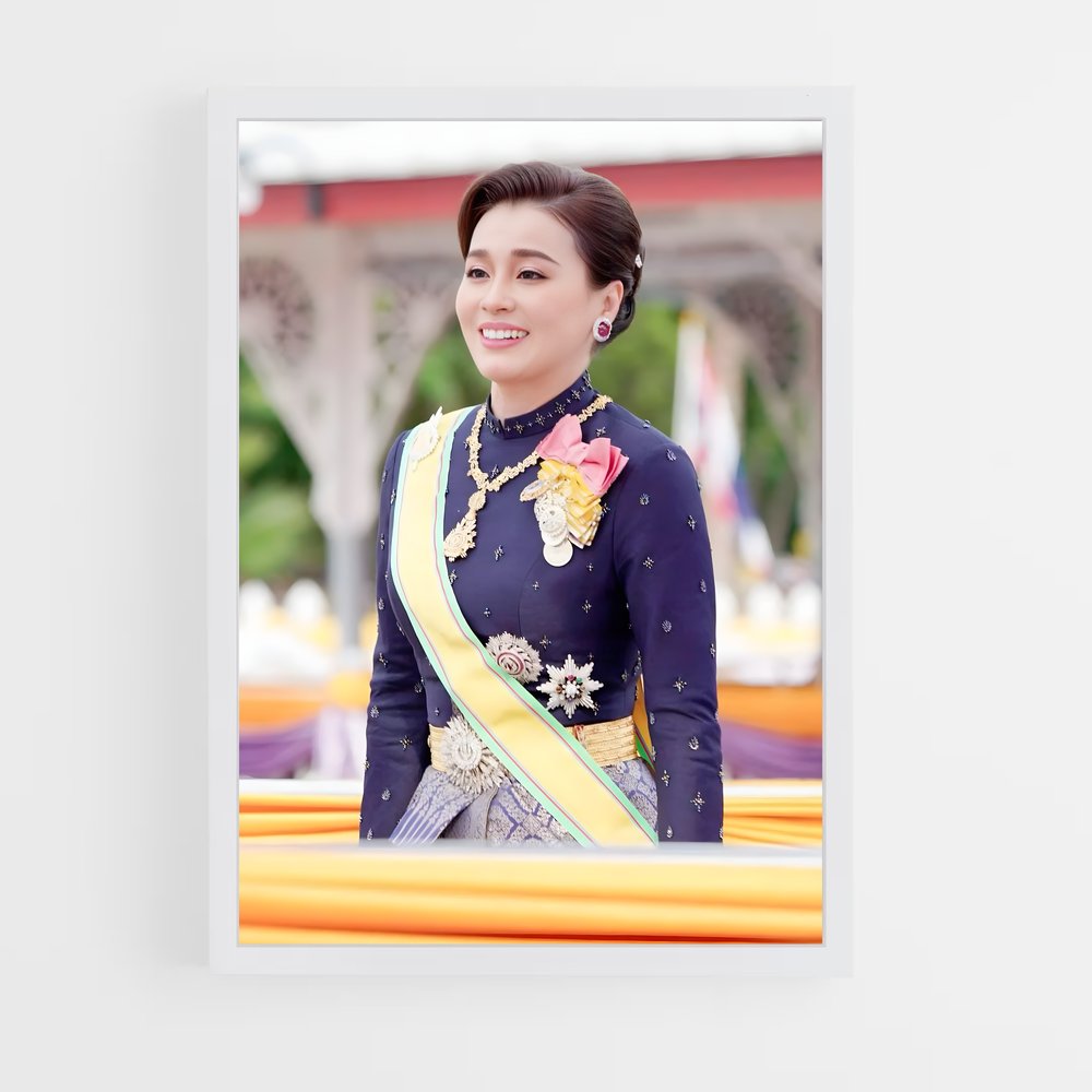 ap-queen suthida-11 cadre Blanc